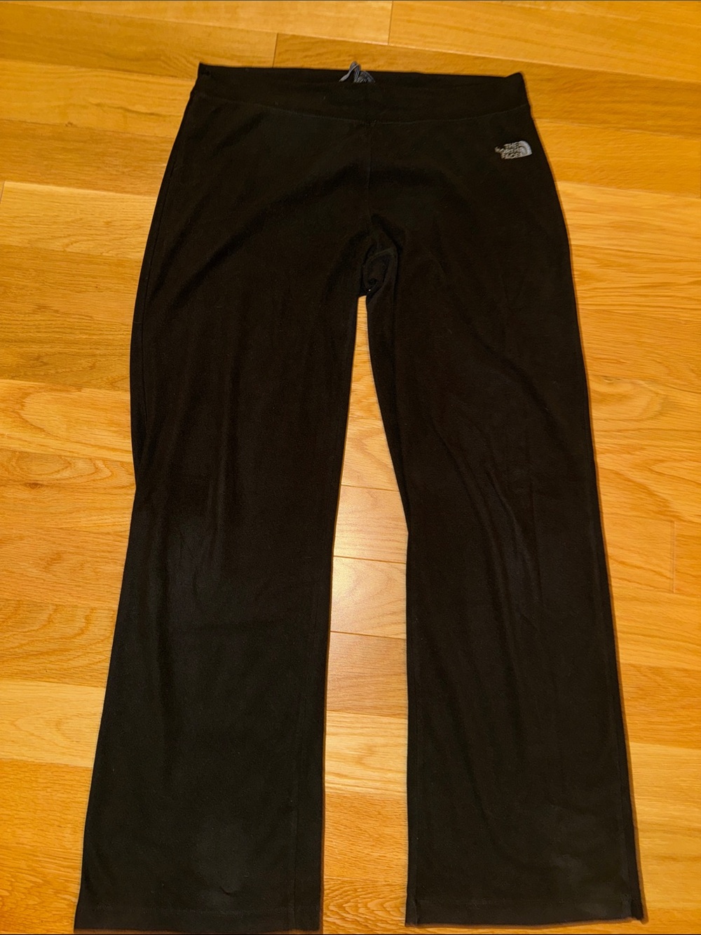 The North Face Women’s TKA 100 Black Fleece Pants size medium